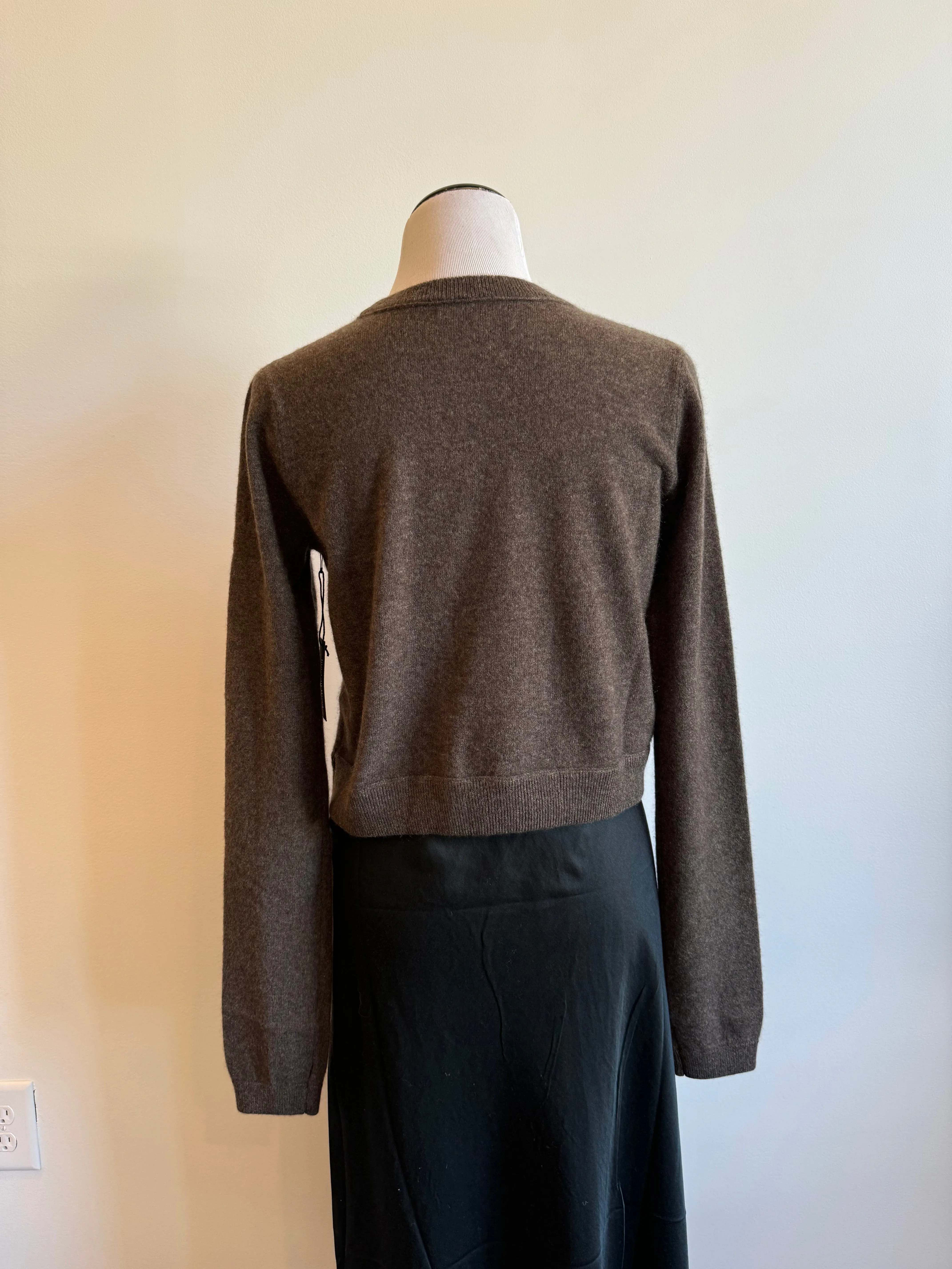 Cashmere All Thumbs Sweater in Suede