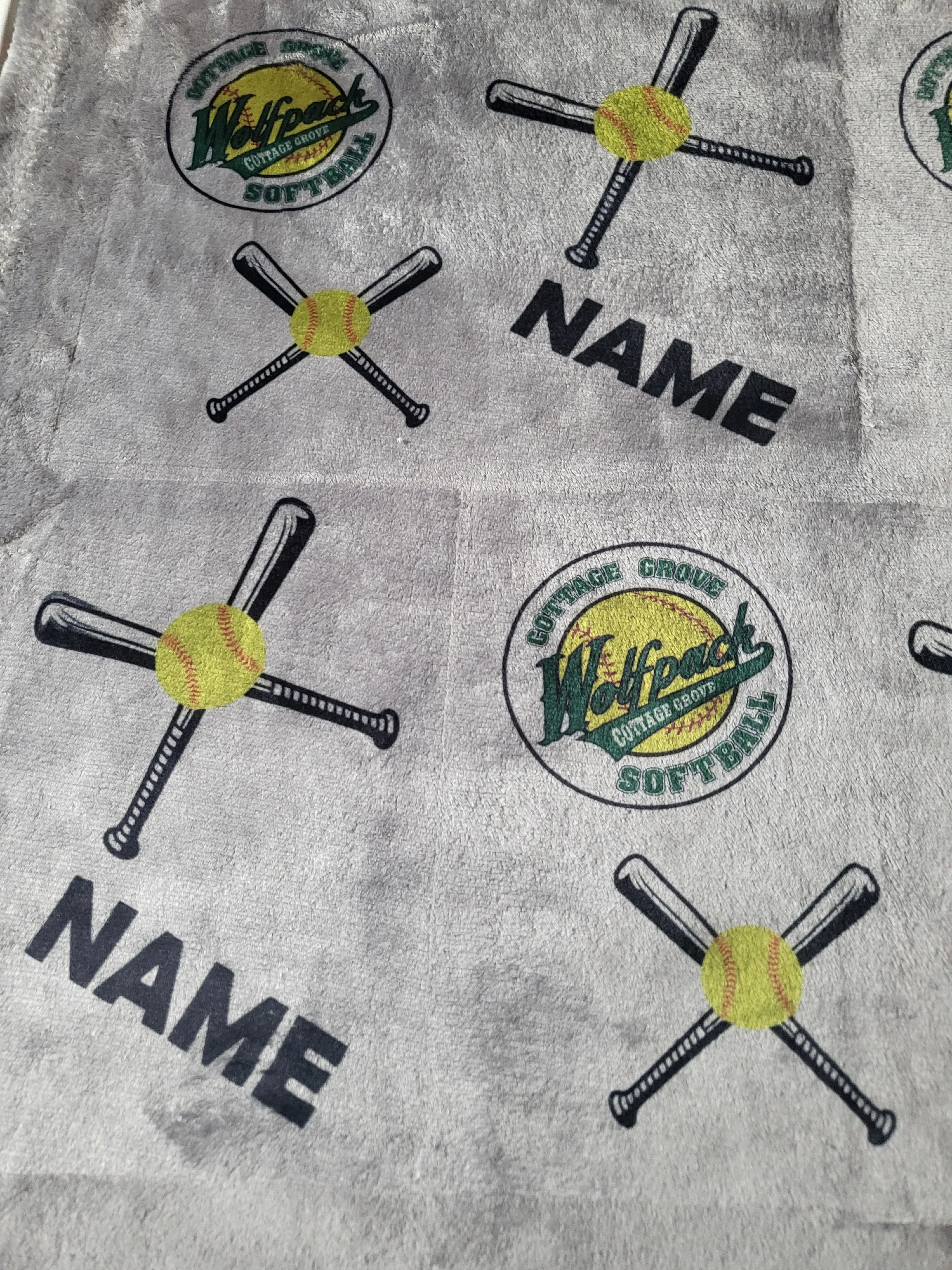 COTTAGE GROVE WOLFPACK FUNDRAISER - Cozy softball blanket customizable (CLOSED)