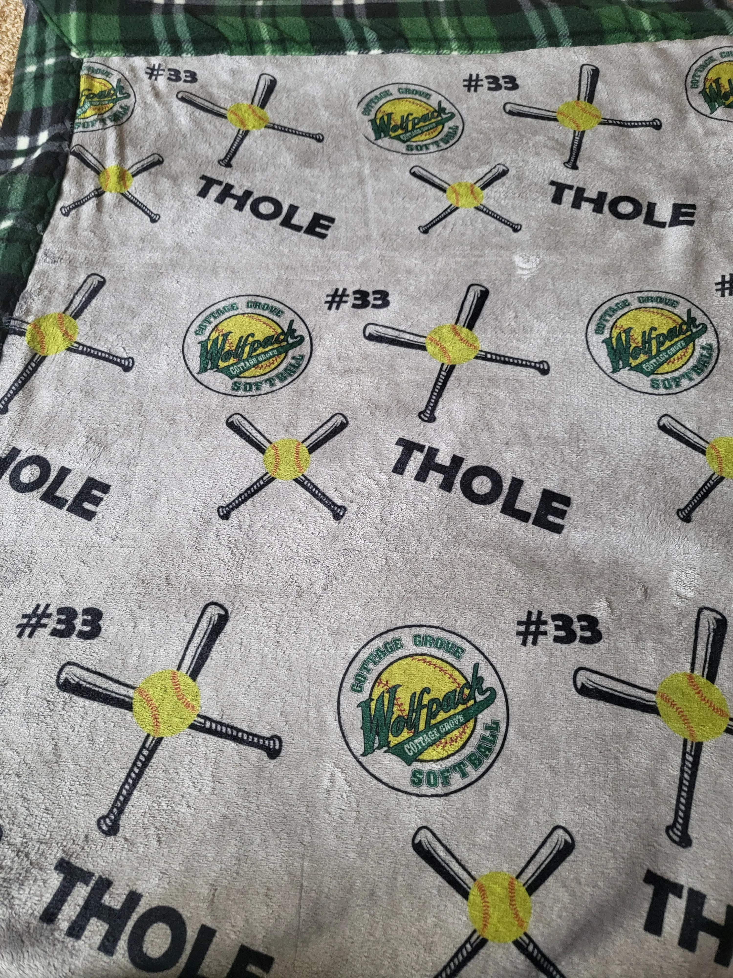 COTTAGE GROVE WOLFPACK FUNDRAISER - Cozy softball blanket customizable (CLOSED)