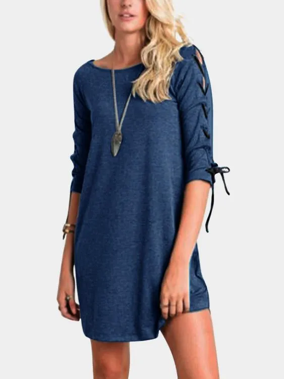 Wholesale Blue Round Neck Half Sleeve Lace-Up Curved Hem Casual Dresses